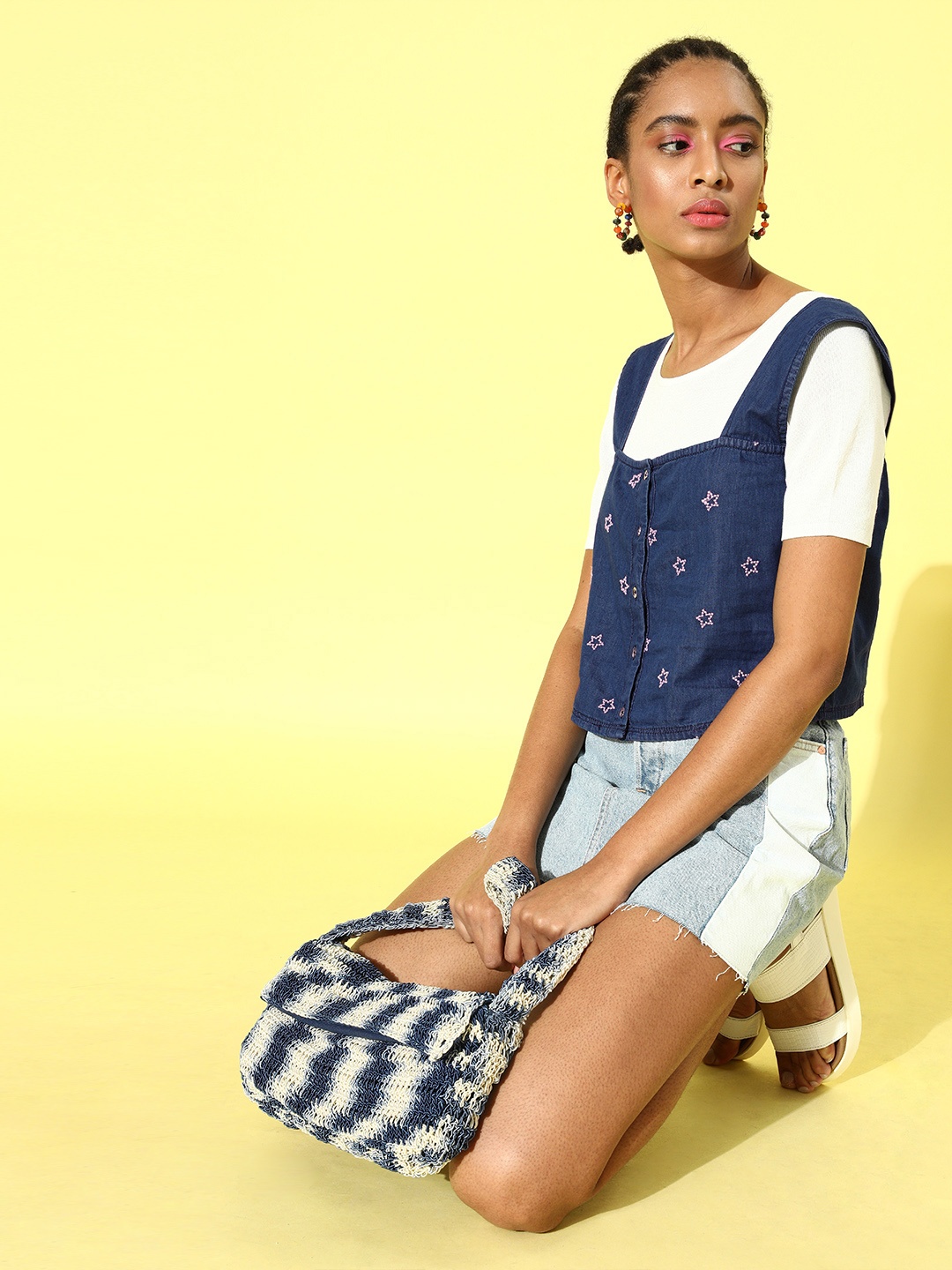 

DressBerry Women Navy Blue Geometric Cropped Top