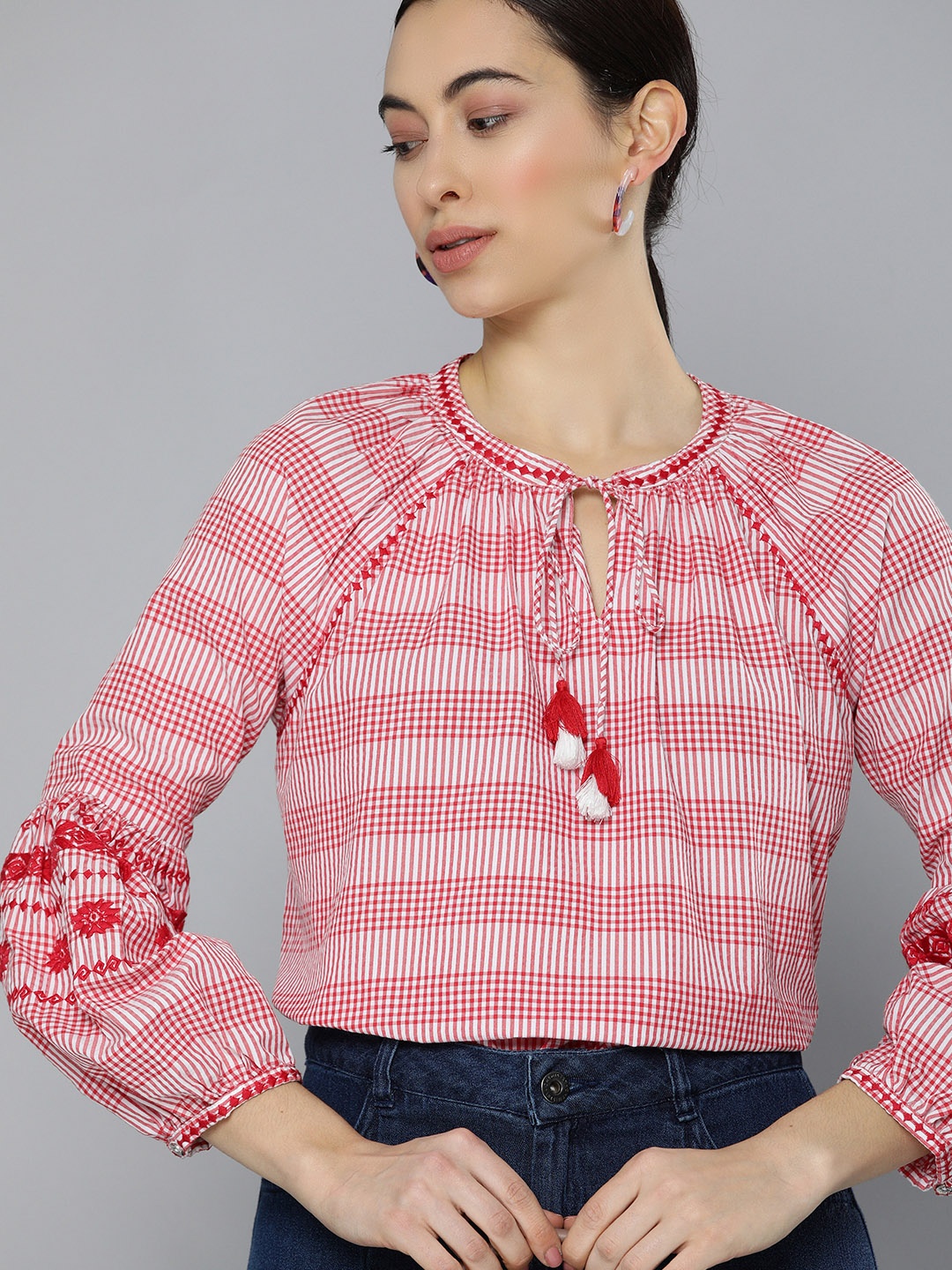 

Chemistry Red & White Checked Keyhole Neck Puff Sleeves Regular Top