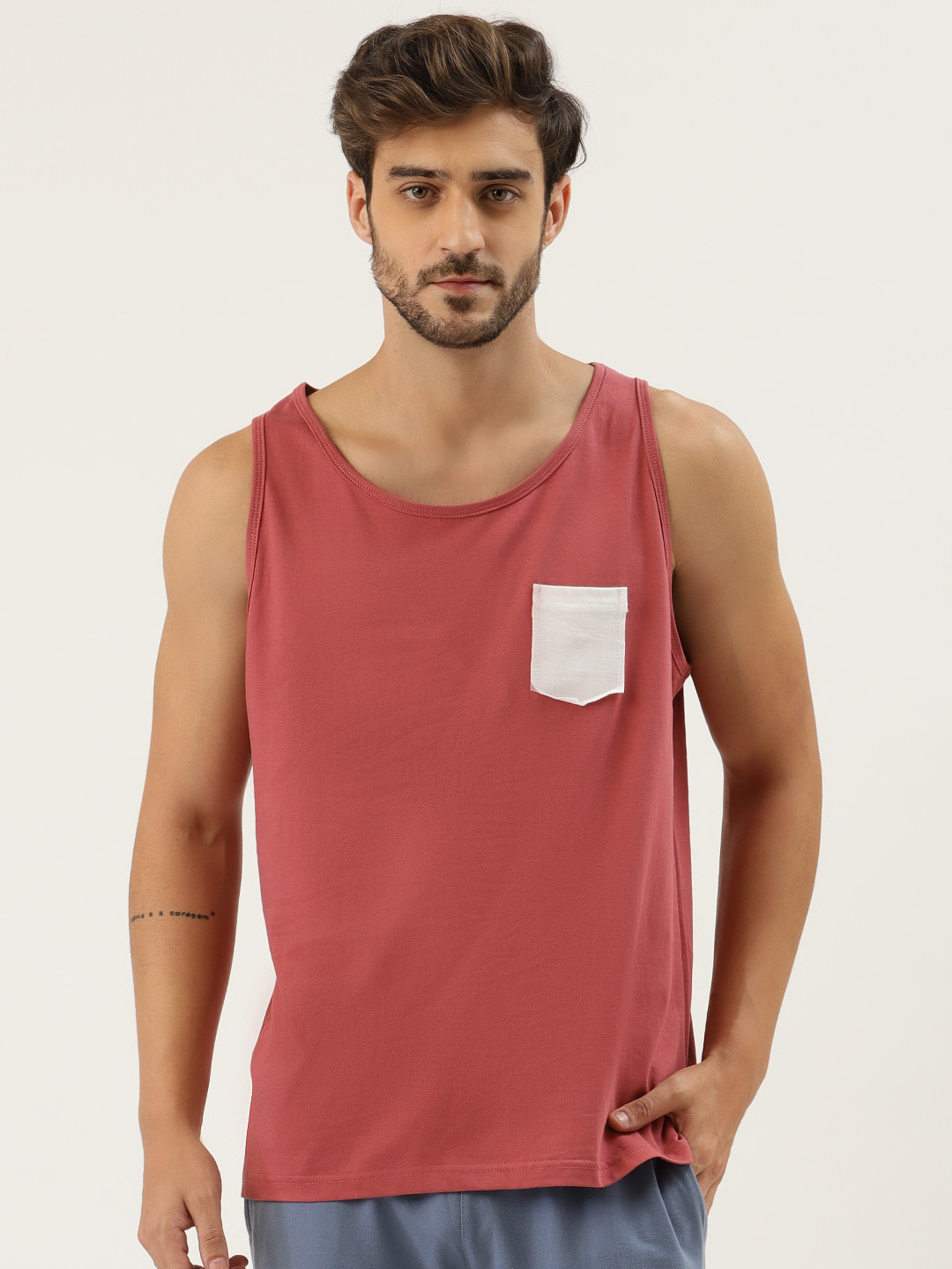 

Rodzen Men Pink Solid Lounge T-Shirt