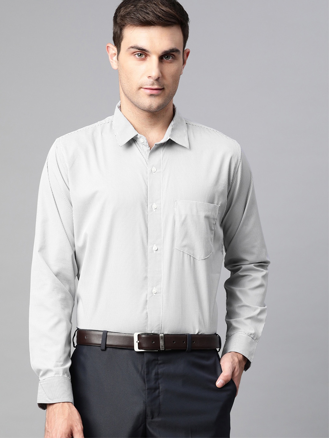 

DENNISON Men White & Black Slim Fit Twill Weave Checked Formal Shirt