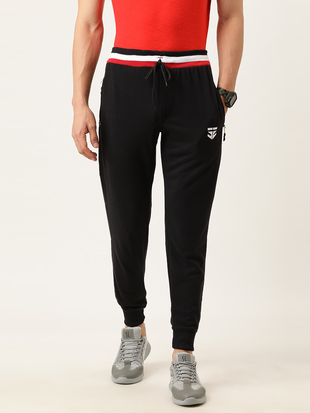 

Sports52 wear Men Black Solid Slim Fit Joggers