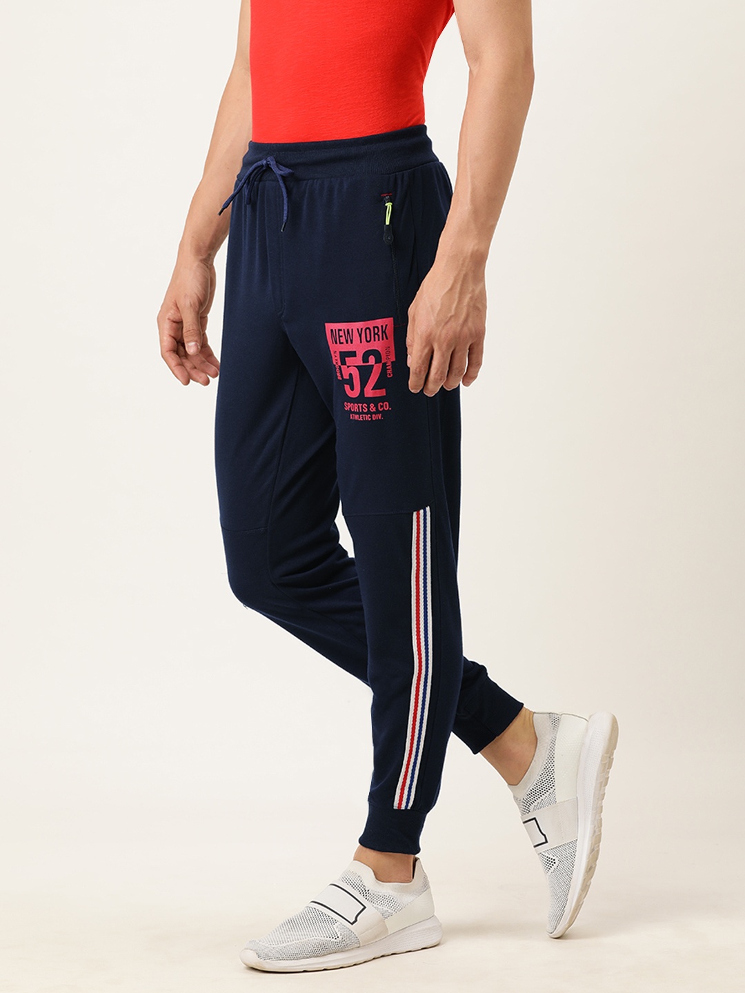 Sports52 wear Men Navy Blue Printed Slim Fit Joggers With Side Stripes