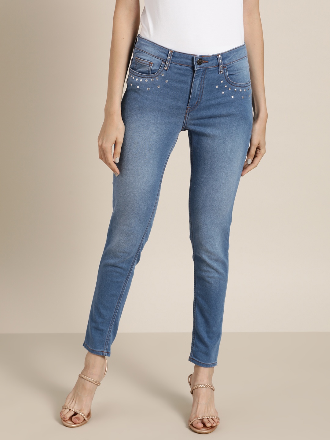 

all about you Women Blue Skinny Fit Light Fade Stretchable Jeans