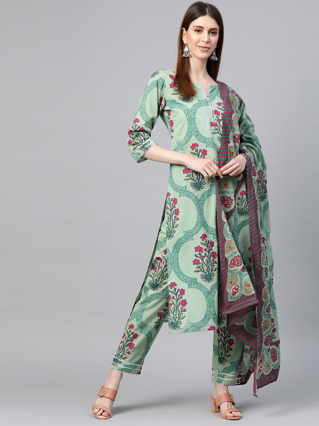 

Yuris Women Green & Pink Pure Cotton Ethnic Motif Print Kurta with Trousers & Dupatta