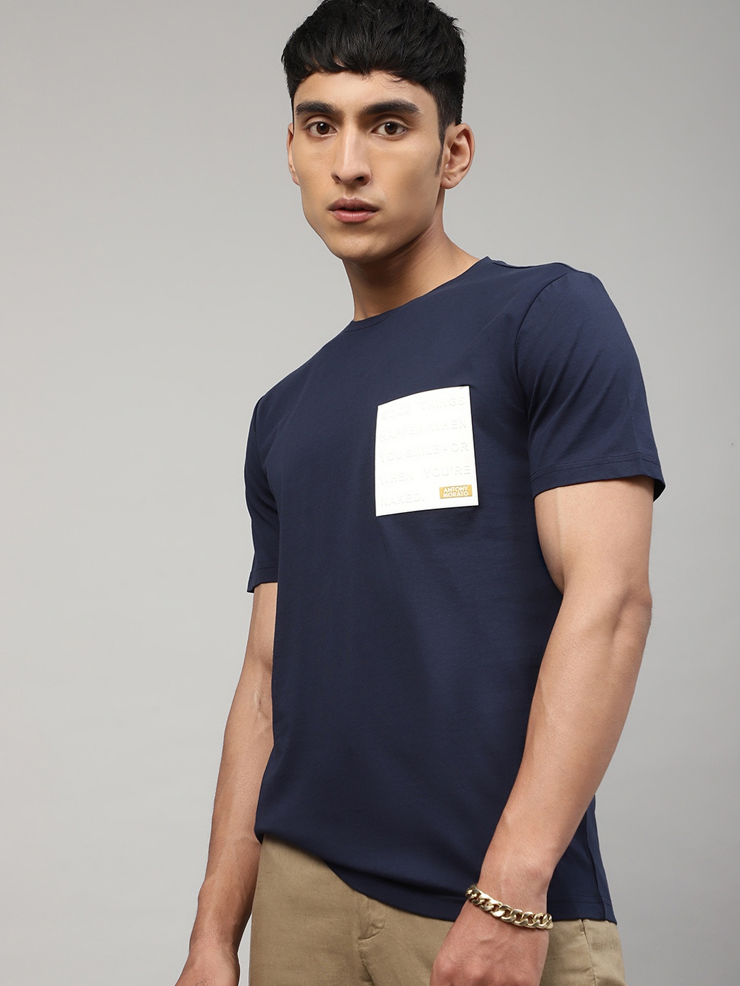 

Antony Morato Men Blue Solid Round Neck T-shirt