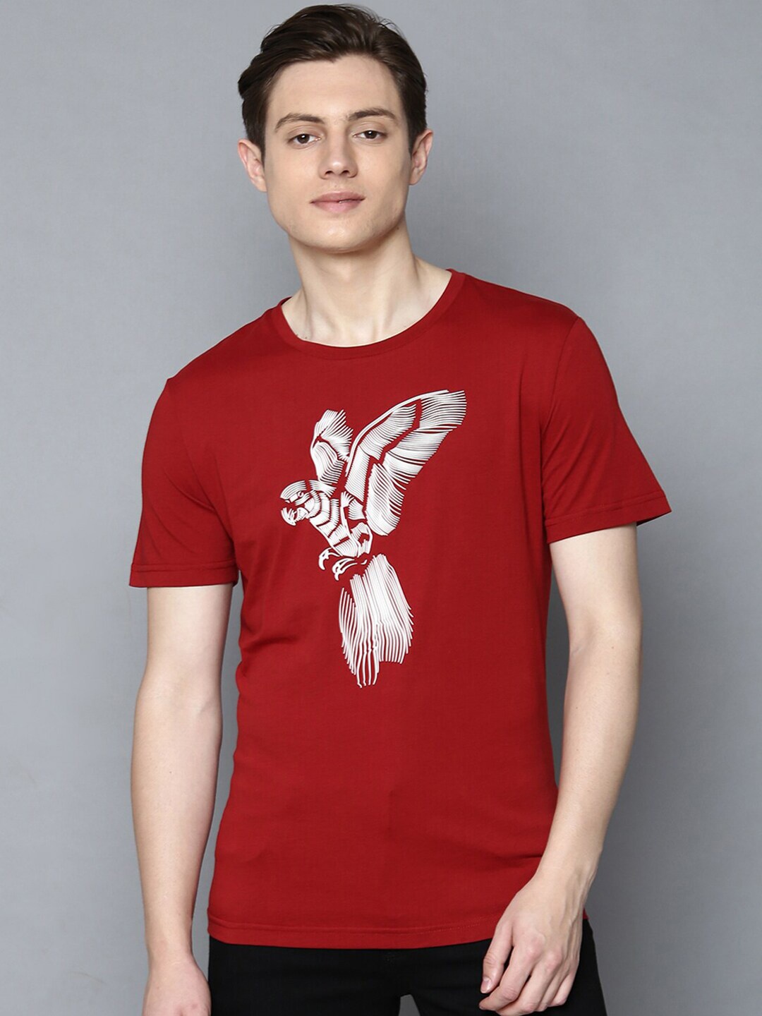 

Antony Morato Men Red & White Slim Fit Printed Round Neck T-shirt