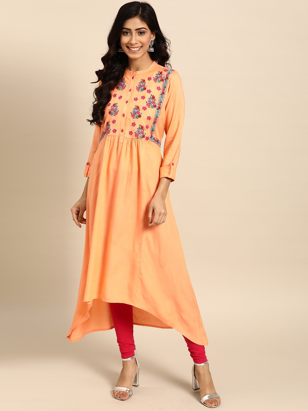 

Rangmayee Women Peach-coloured & Pink Floral Yoke Design Thread Work Kurta