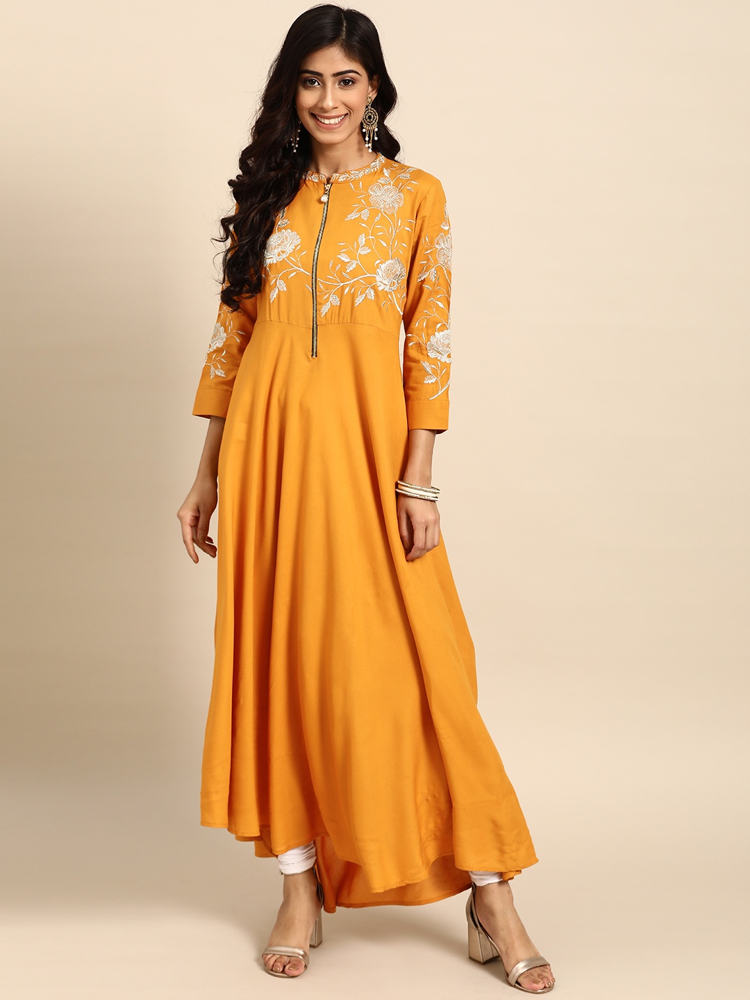 

Rangmayee Women Mustard Yellow & Silver Embrodiered Detail Asymmetric Anarkali Kurta