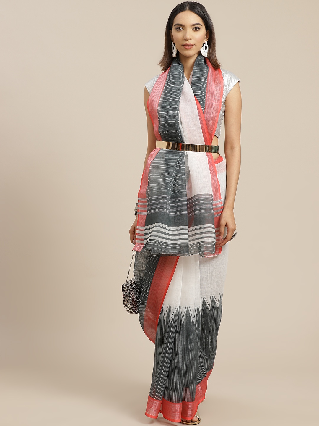 

Anouk White & Black Colourblocked Linen Blend Bhagalpuri Saree