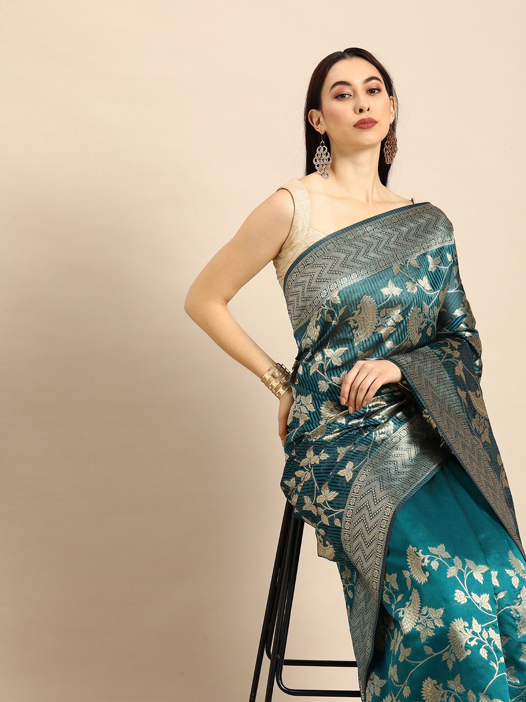 

Anouk Teal Green & Gold-Toned Art Silk Woven Design Banarasi Saree