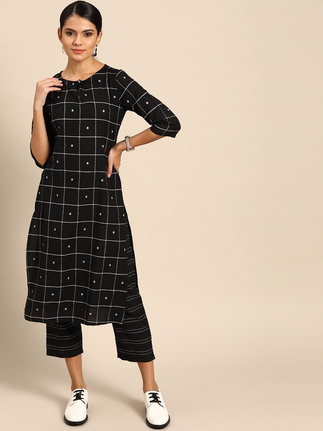 

Anouk Women Black & White Pure Cotton Self-Checked Kurta with Trousers