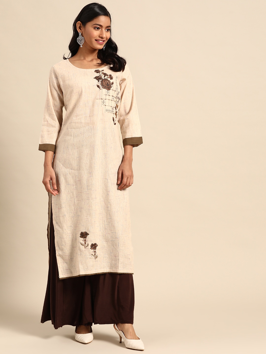 

Rajnandini Women Beige & Brown Floral Embroidered Pure Cambric Cotton Kurta