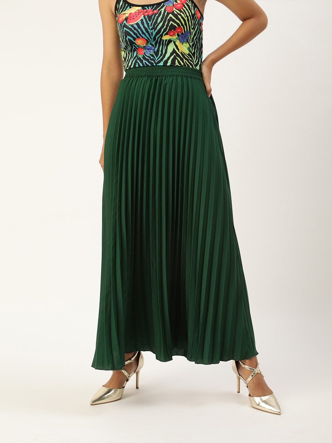 

U&F Women Green Solid Accordion Pleated Maxi Flared Skirt