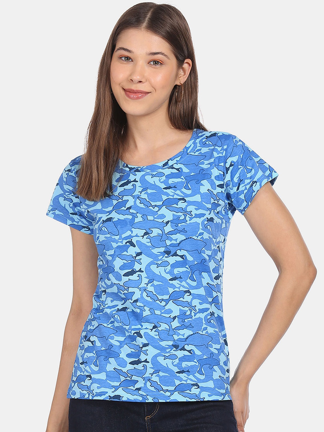 

Sugr Women Blue Allover Print T-Shirt
