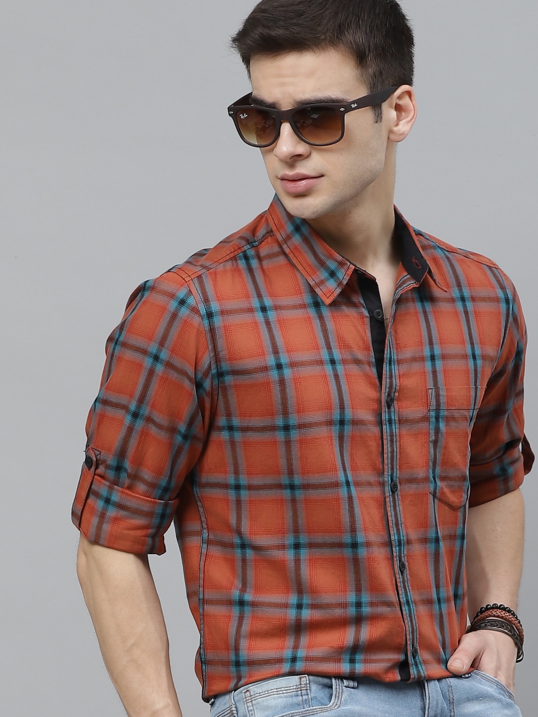 

Roadster Men Rust Orange & Blue Regular Fit Checked Pure Cotton Casual Shirt