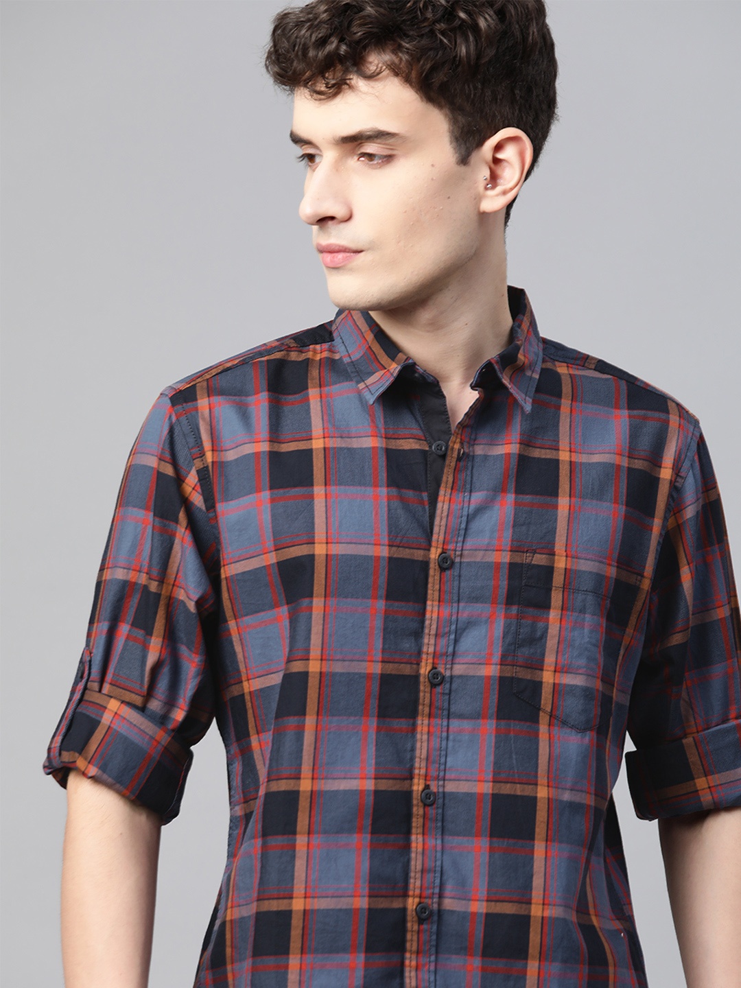 

Roadster Men Blue & Black Checked Casual Shirt