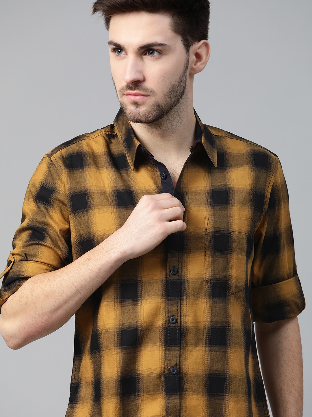 

Roadster Men Mustard Yellow & Black Pure Cotton Checked Casual Shirt