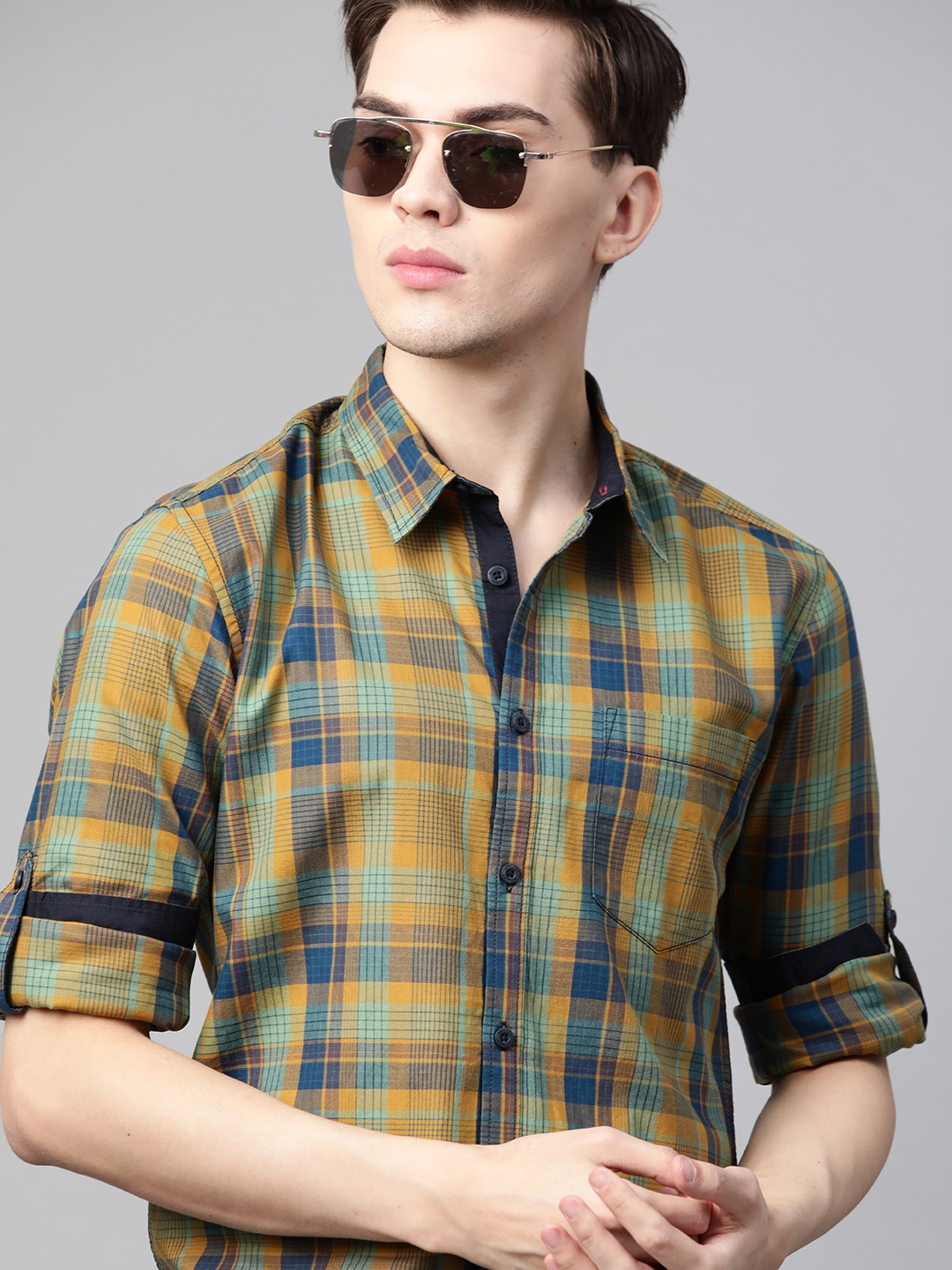 

Roadster Men Mustard Yellow & Navy Blue Pure Cotton Checked Casual Shirt