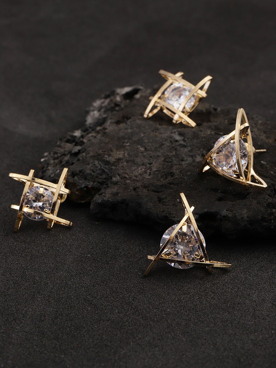 

OOMPH Set Of 2 Gold-Toned Contemporary Studs