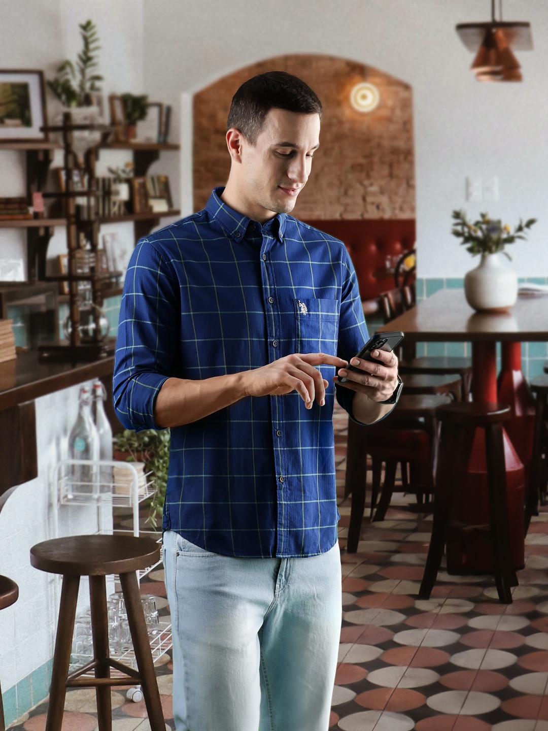 

U.S. Polo Assn. Men Blue & Green Tailored Fit Checked Pure Cotton Twill Weave Casual Shirt