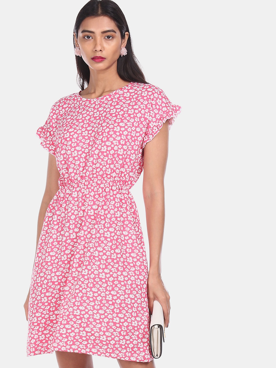 

Sugr Women Pink & White Floral Printed Fit and Flare Dress