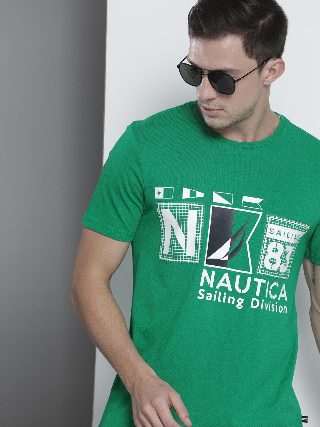 

Nautica Men Green Brand Logo Print Round Neck Pure Cotton T-shirt