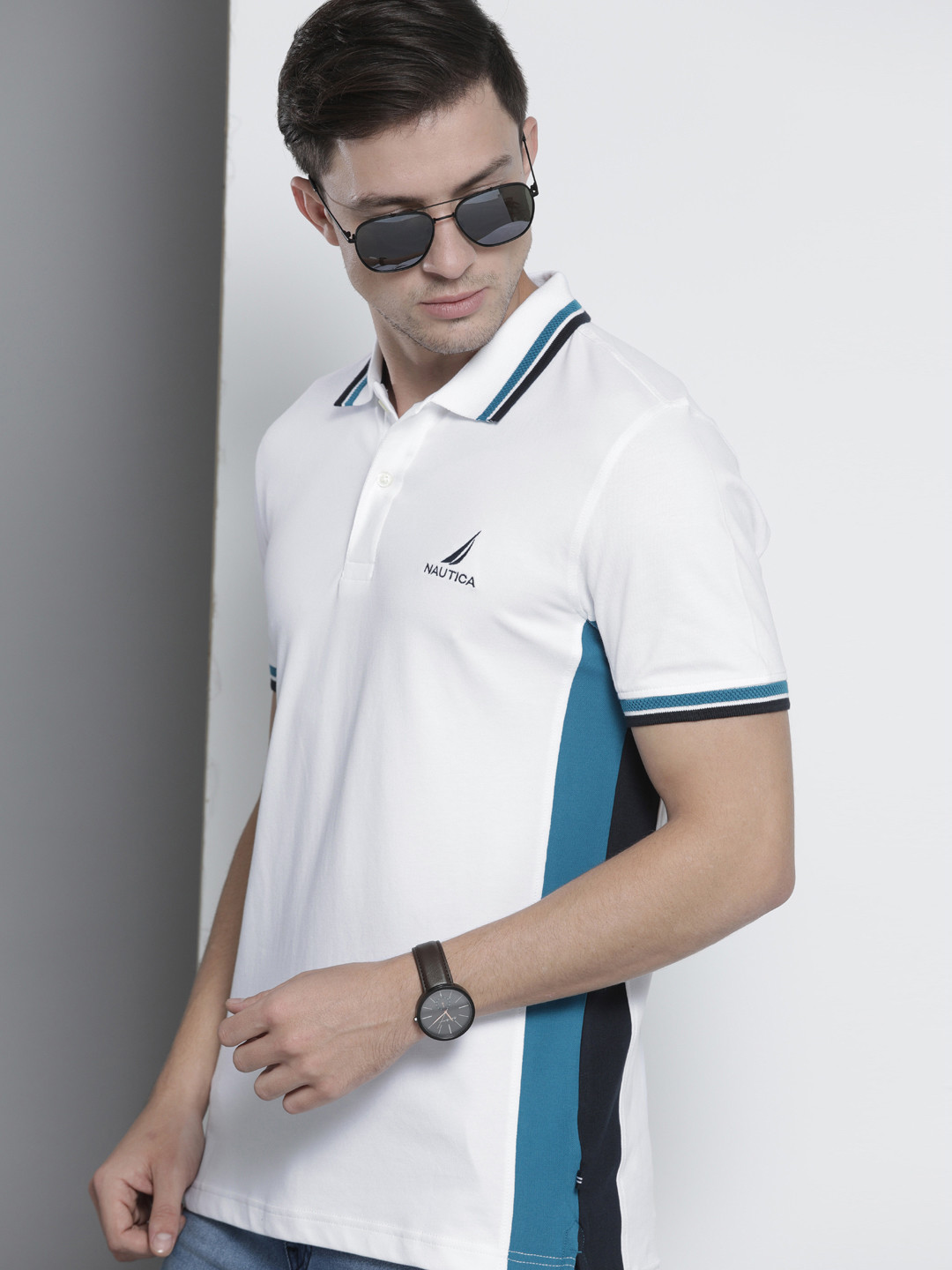 

Nautica Men White Side Striped Polo Collar T-shirt