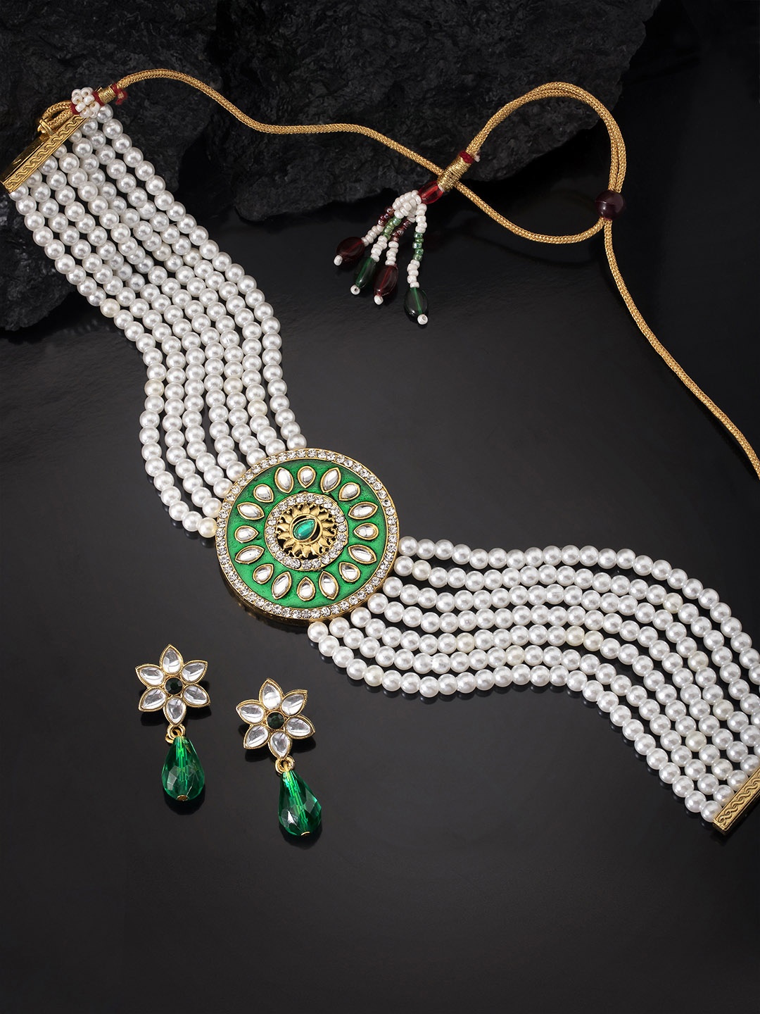 

Peora White & Green Gold Plated Beaded Kundan Meenakari Jadau Jewellery Set