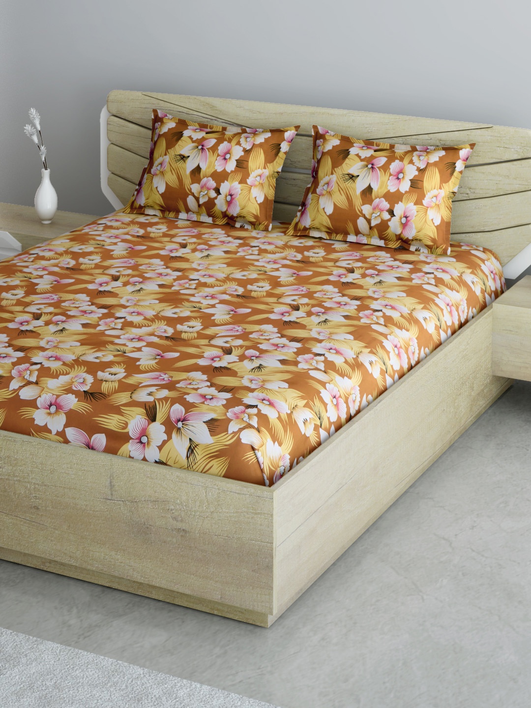 

Aura Mustard & White Floral 144 TC Cotton 1 Queen Bedsheet with 2 Pillow Covers