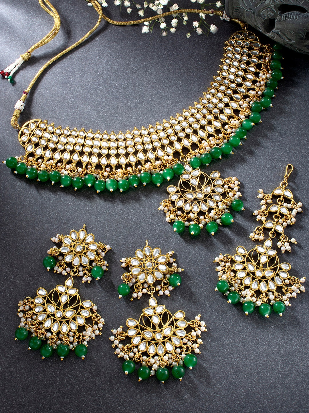 

Peora Gold Plated Green Kundan Studded Jewellery Set