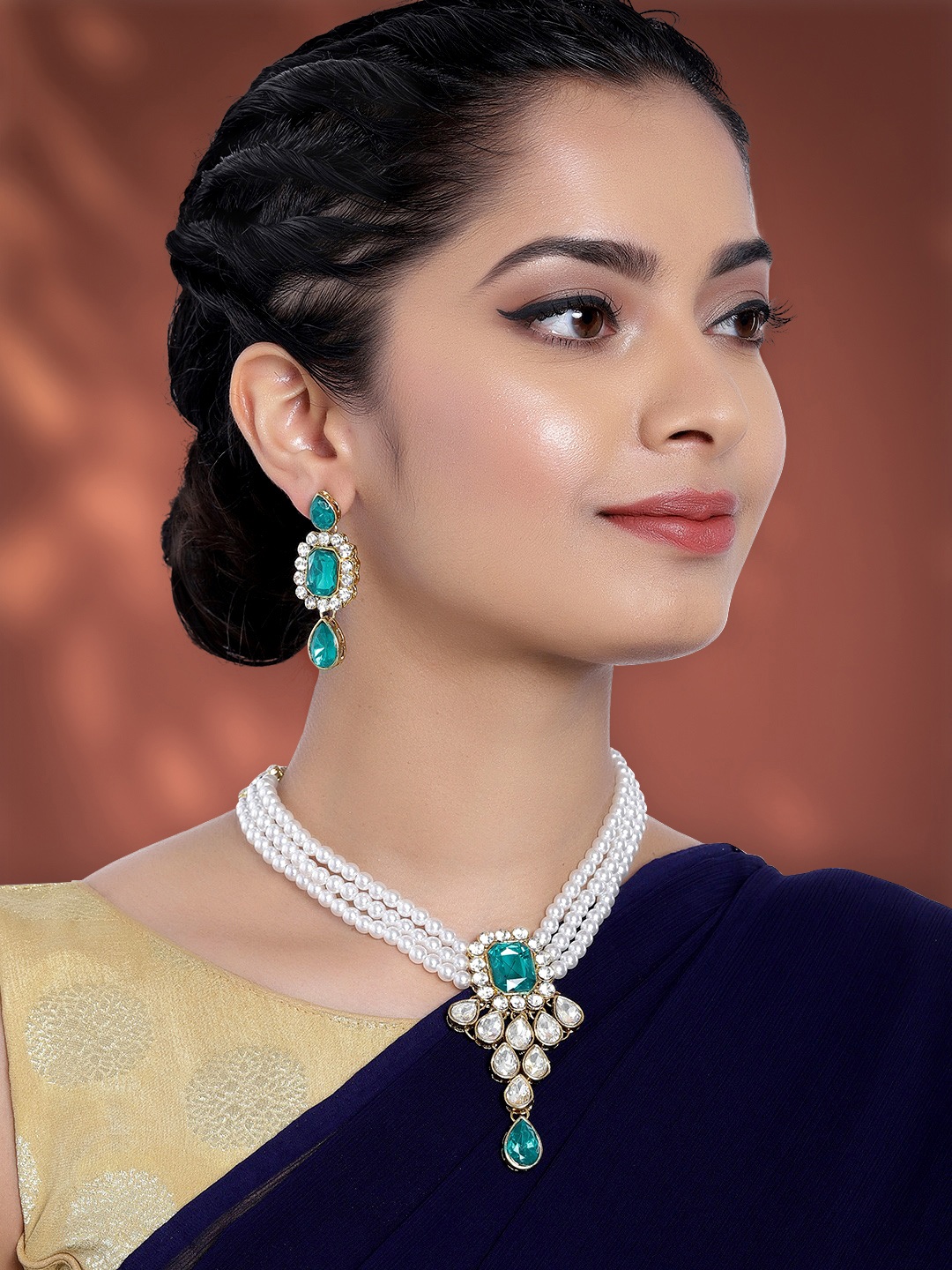 

Peora White & Green Gold-Plated Crystal Studded Handcrafted Jewellery Set