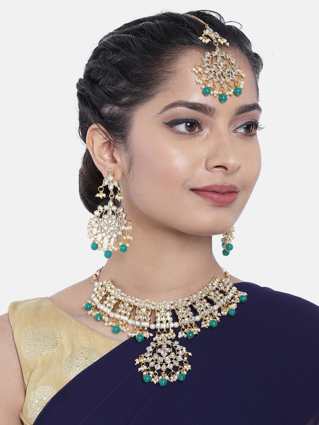 

Peora White Gold-Plated & Green Kundan Jadau Jewellery Set