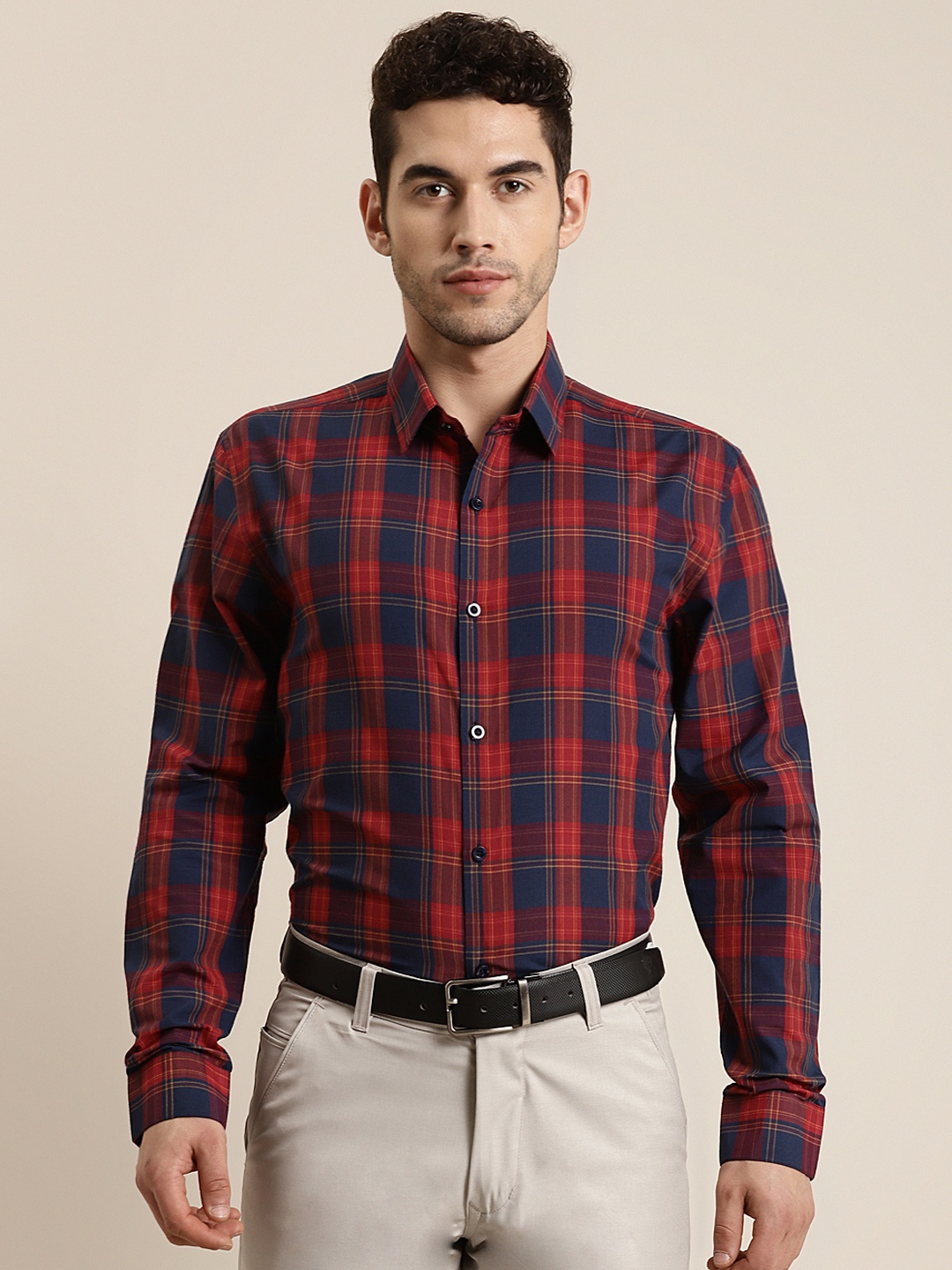 

SOJANYA Men Red & Navy Blue Classic Regular Fit Checked Pure Cotton Formal Shirt
