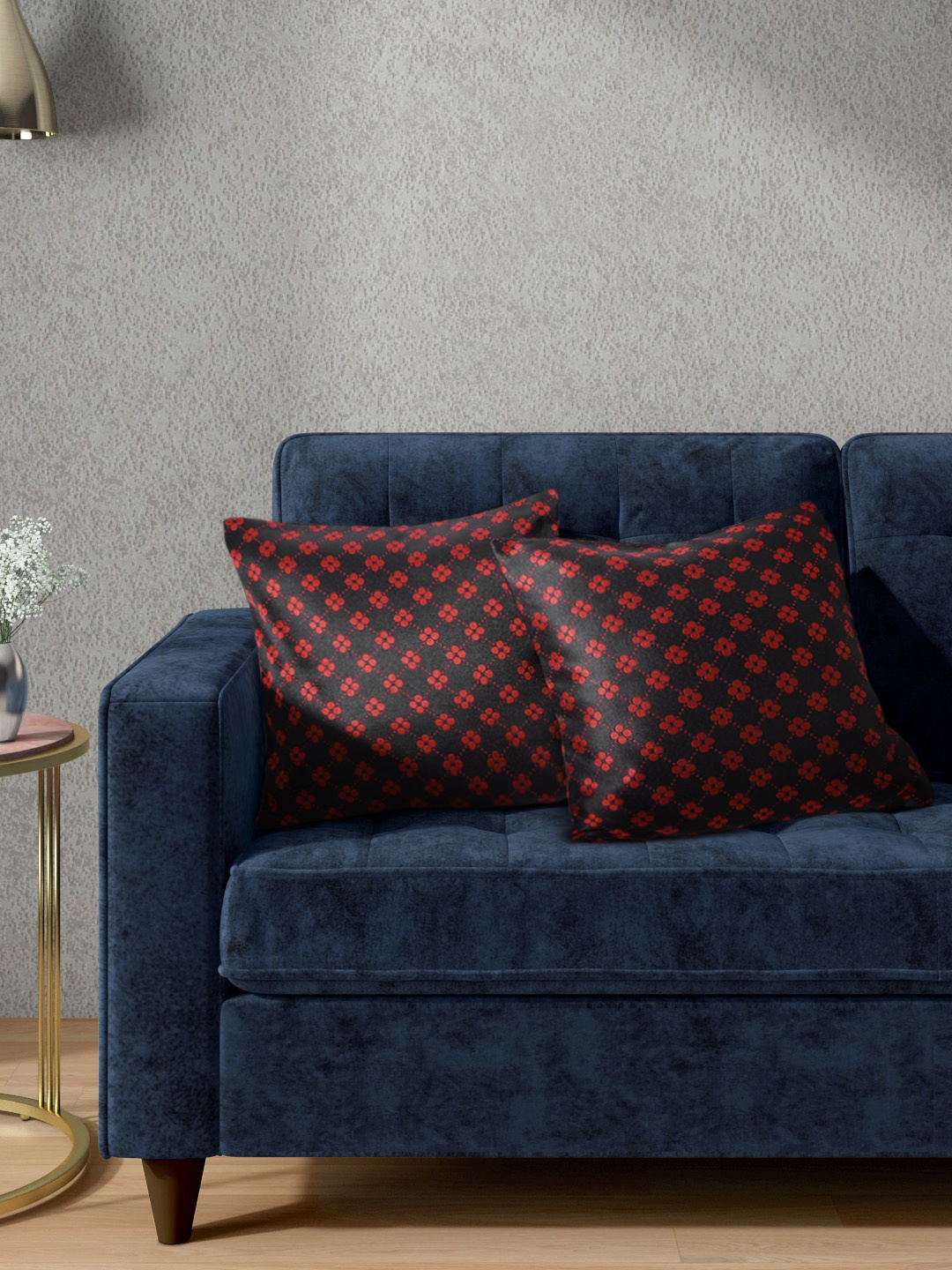 

Aura Black & Red Set of 2 Geometric Woven Design Square Cushion Covers