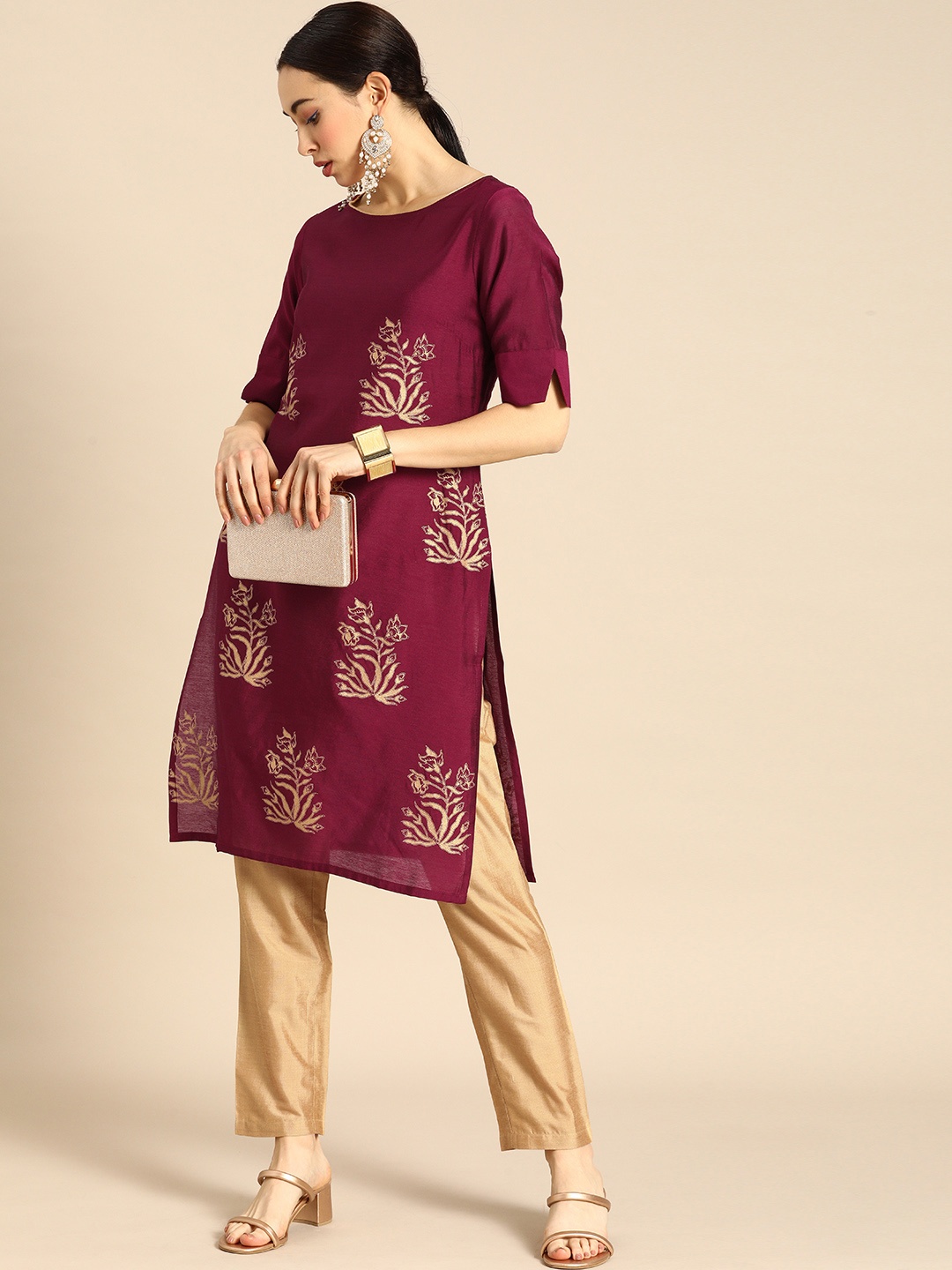 

Anouk Women Magenta Pink & Golden Foil Printed Kurta with Trousers
