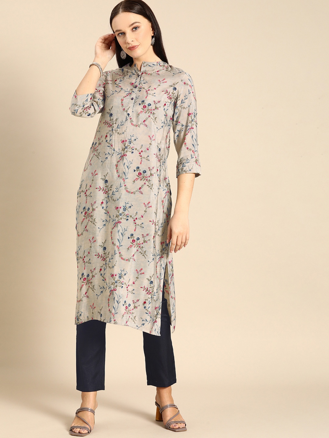 

Anouk Women Grey & Navy Blue Floral Printed Kurta with Trousers
