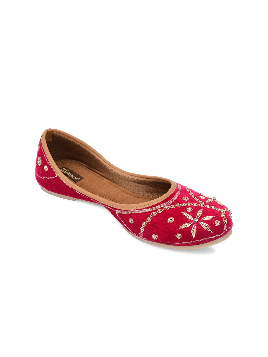 

DESI COLOUR Women Pink Printed Velvet Mojaris