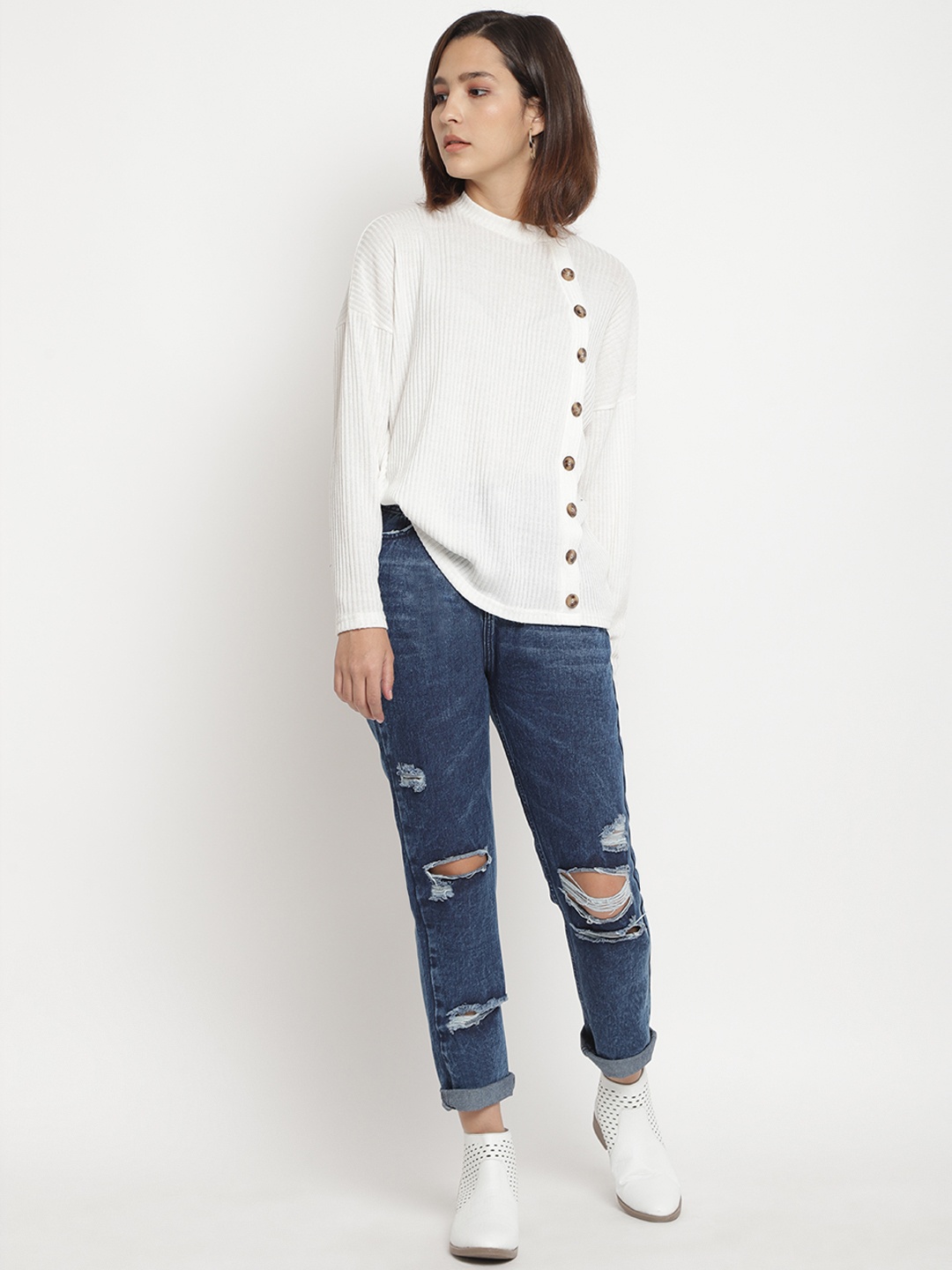 

Belliskey Women Blue Boyfriend Fit Mid-Rise Highly Distressed Jeans