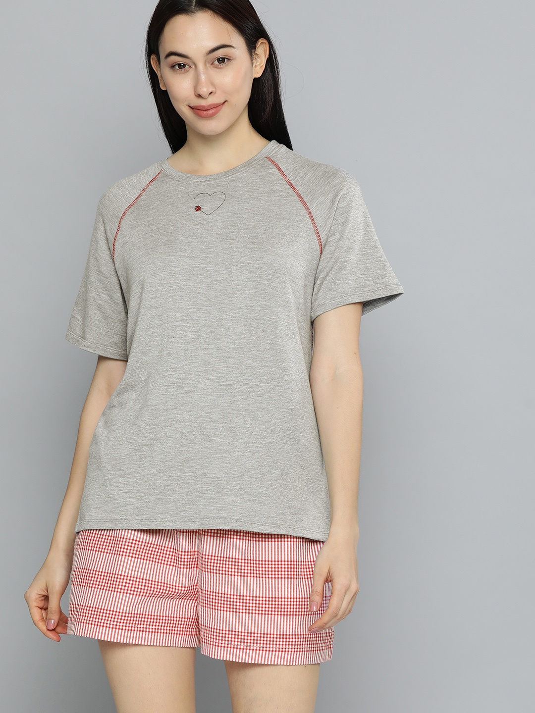 

Chemistry Women Grey & Red Solid Night suit