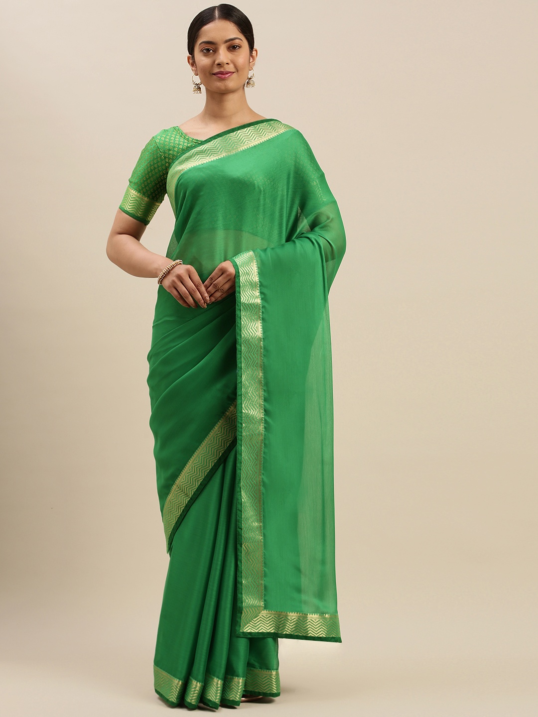

Mitera Green & Gold-Toned Solid Saree