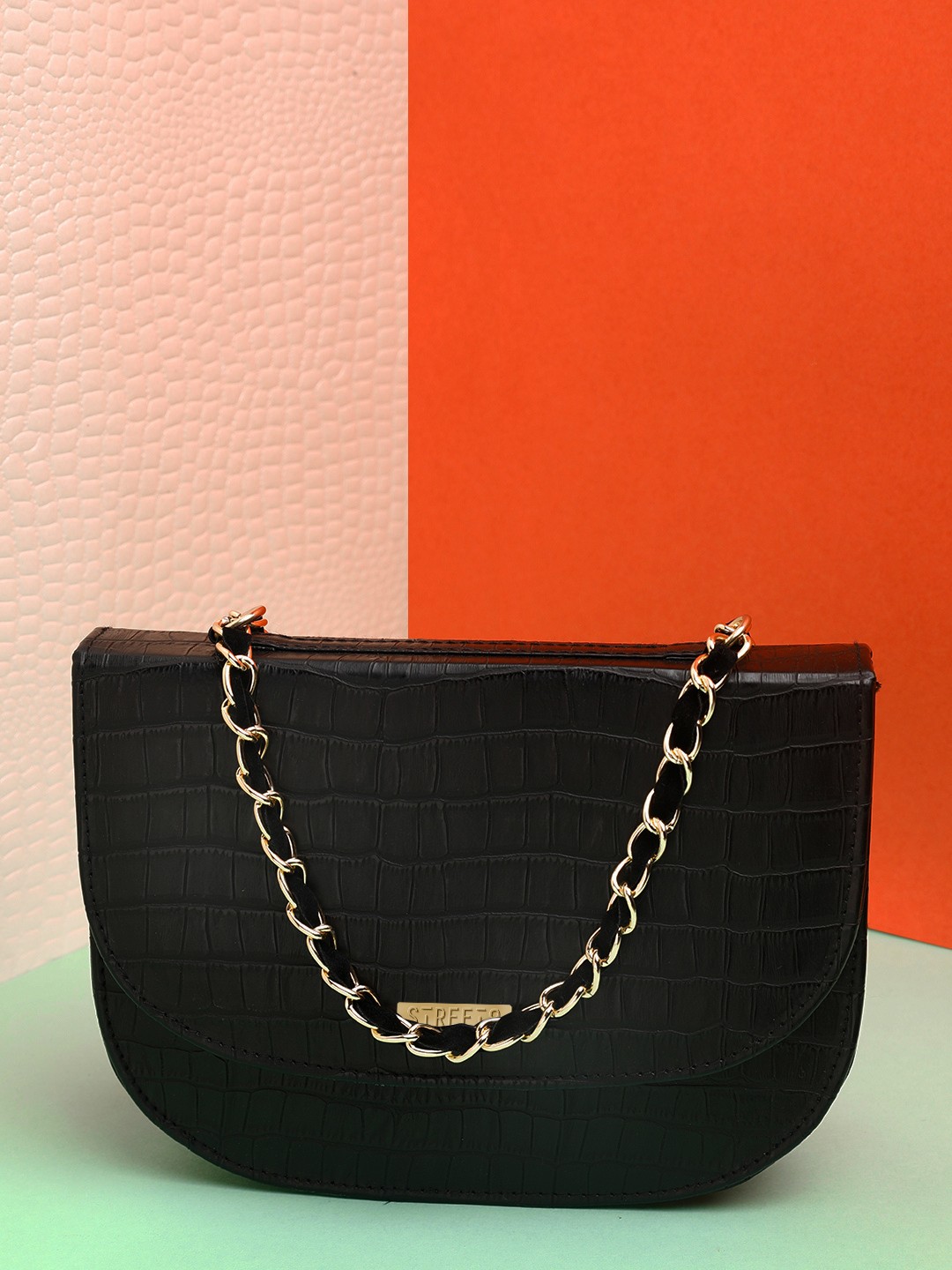 

STREET 9 Black & Gold-Toned Textured Clutch