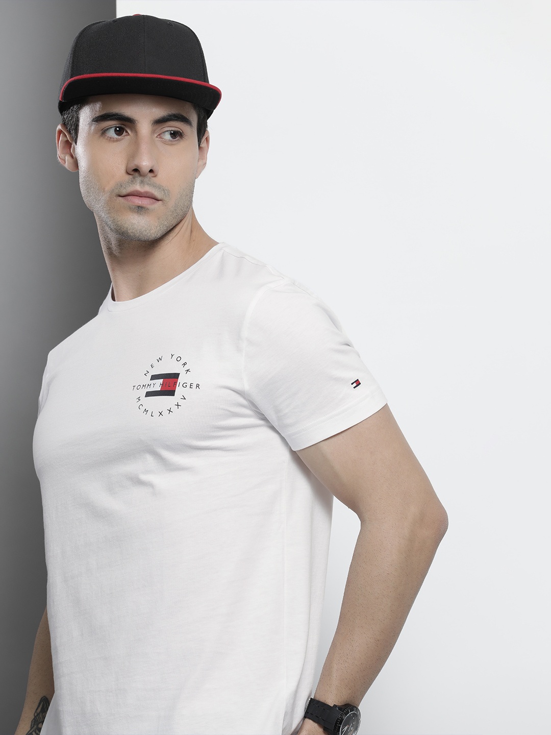 

Tommy Hilfiger Men White & Navy Blue Printed T-shirt