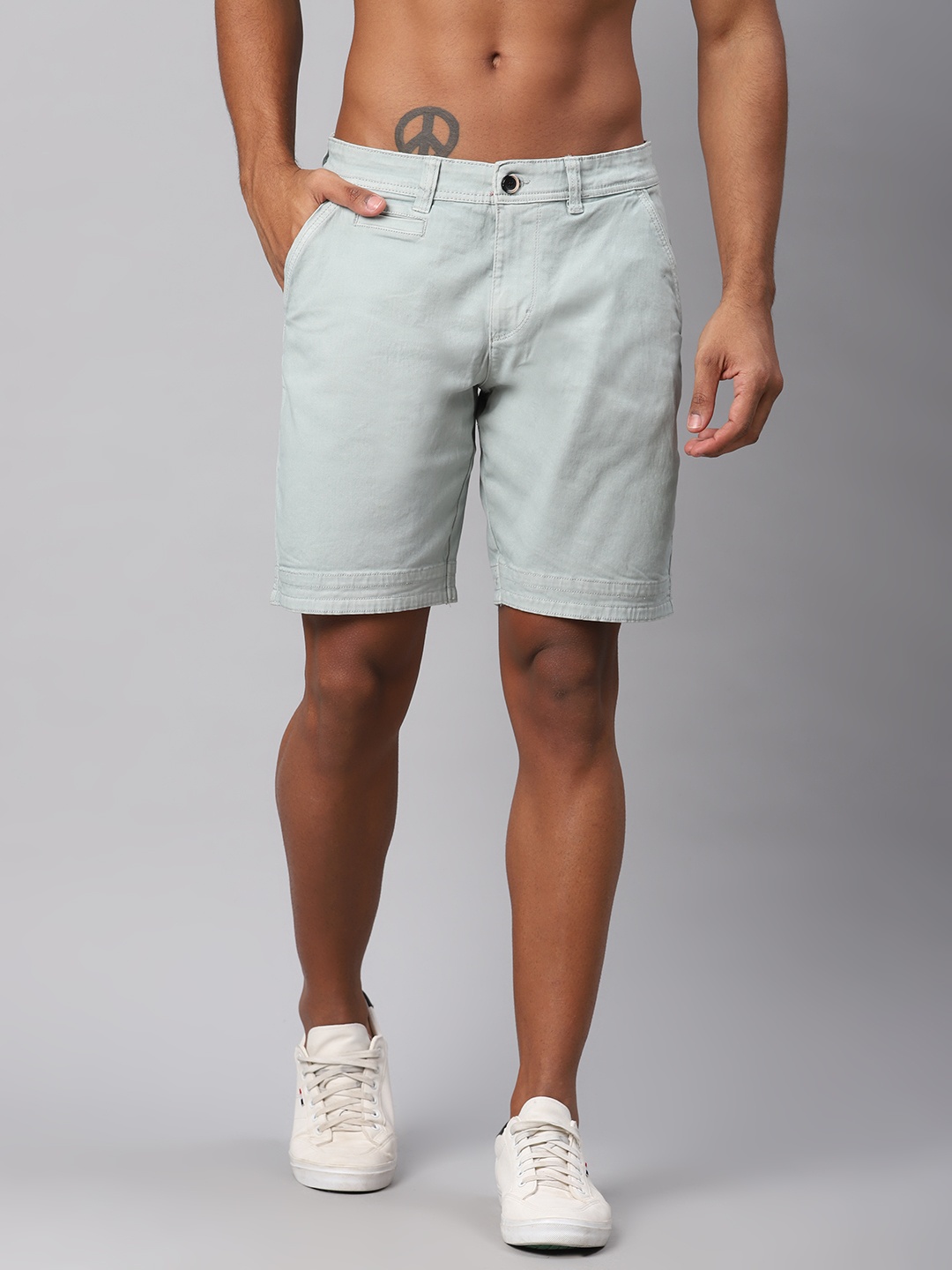 

Roadster Men Blue Solid Regular Fit Chino Shorts