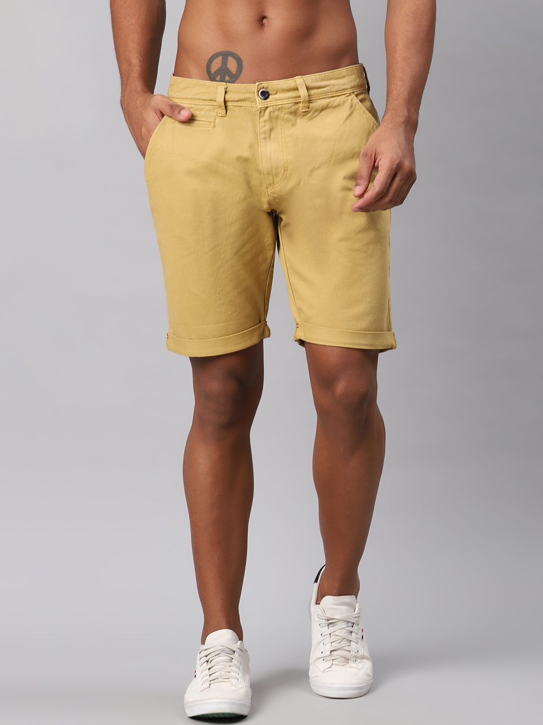 

Roadster Men Khaki Solid Regular Fit Shorts