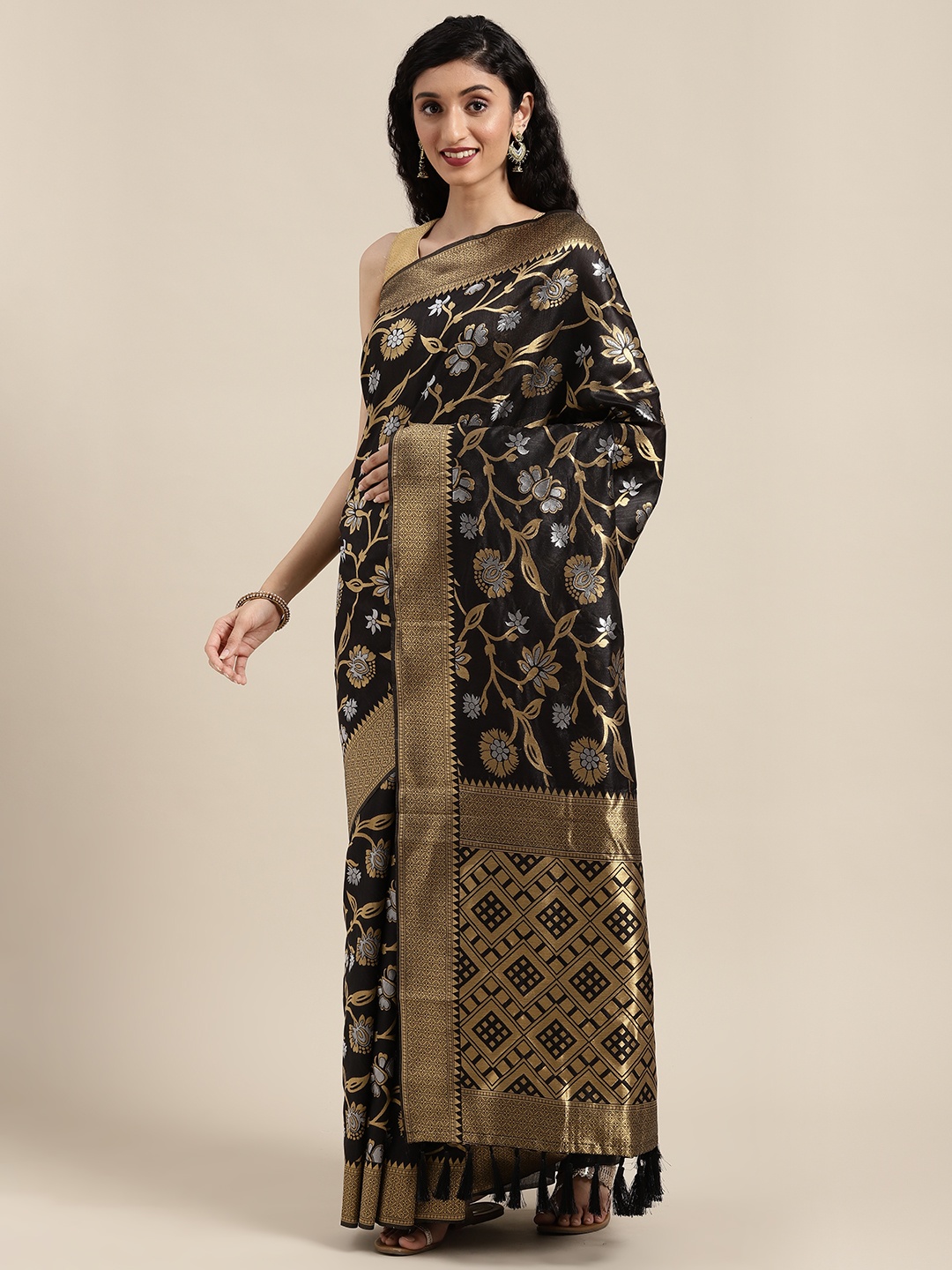 

VASTRANAND Black & Gold-Coloured Woven Design Banarasi Saree