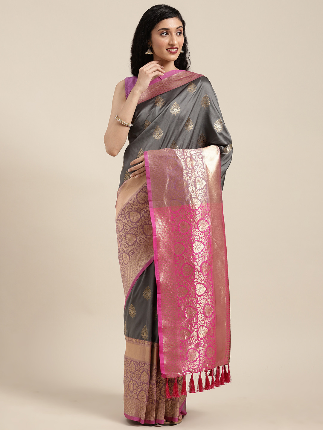 

VASTRANAND Grey & Gold-Toned Silk Blend Woven Design Banarasi Saree