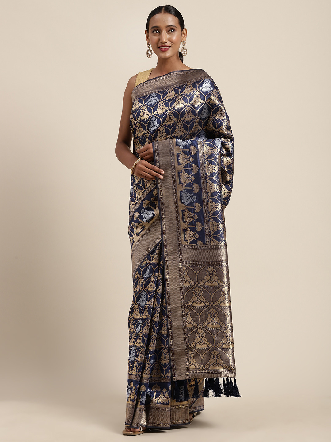 

VASTRANAND Navy Blue & Gold-Toned Silk Blend Woven Design Banarasi Saree