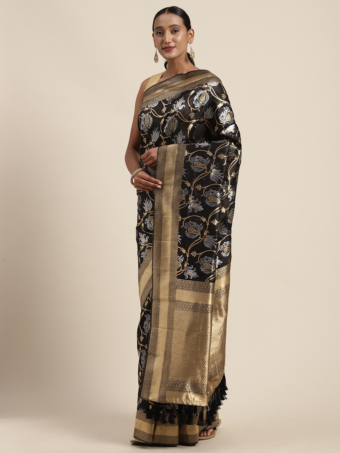 

VASTRANAND Black & Gold-Toned Woven Design Banarasi Saree
