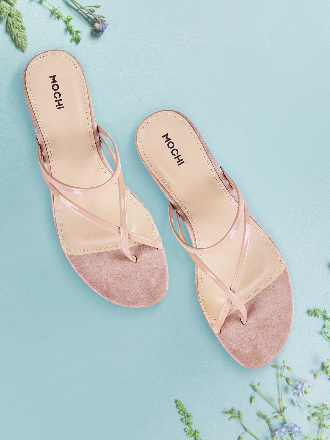 

Mochi Women Pink Solid Comfort Heels