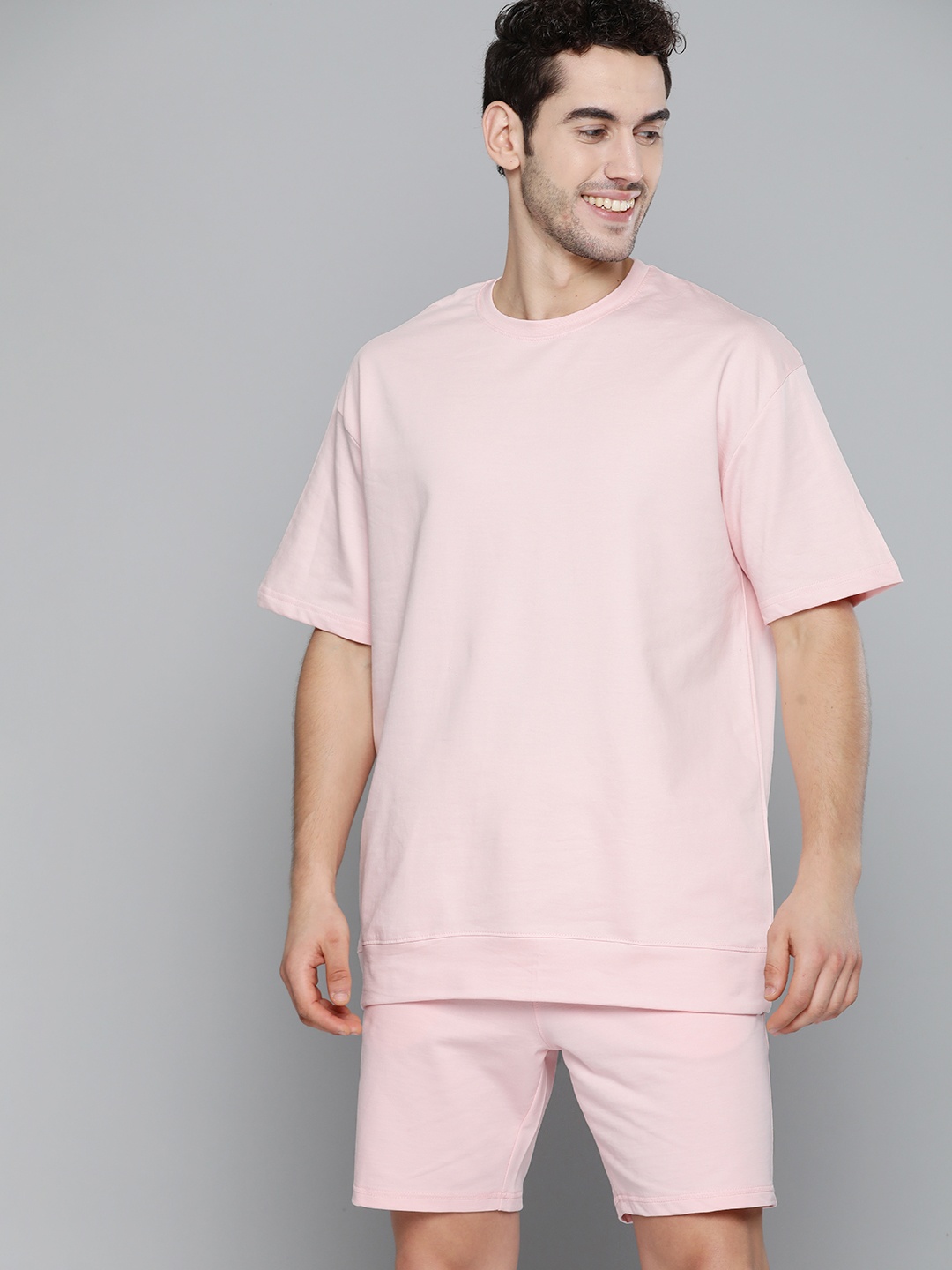 

M&H Easy Men Pink Cotton Solid T-shirt with Shorts